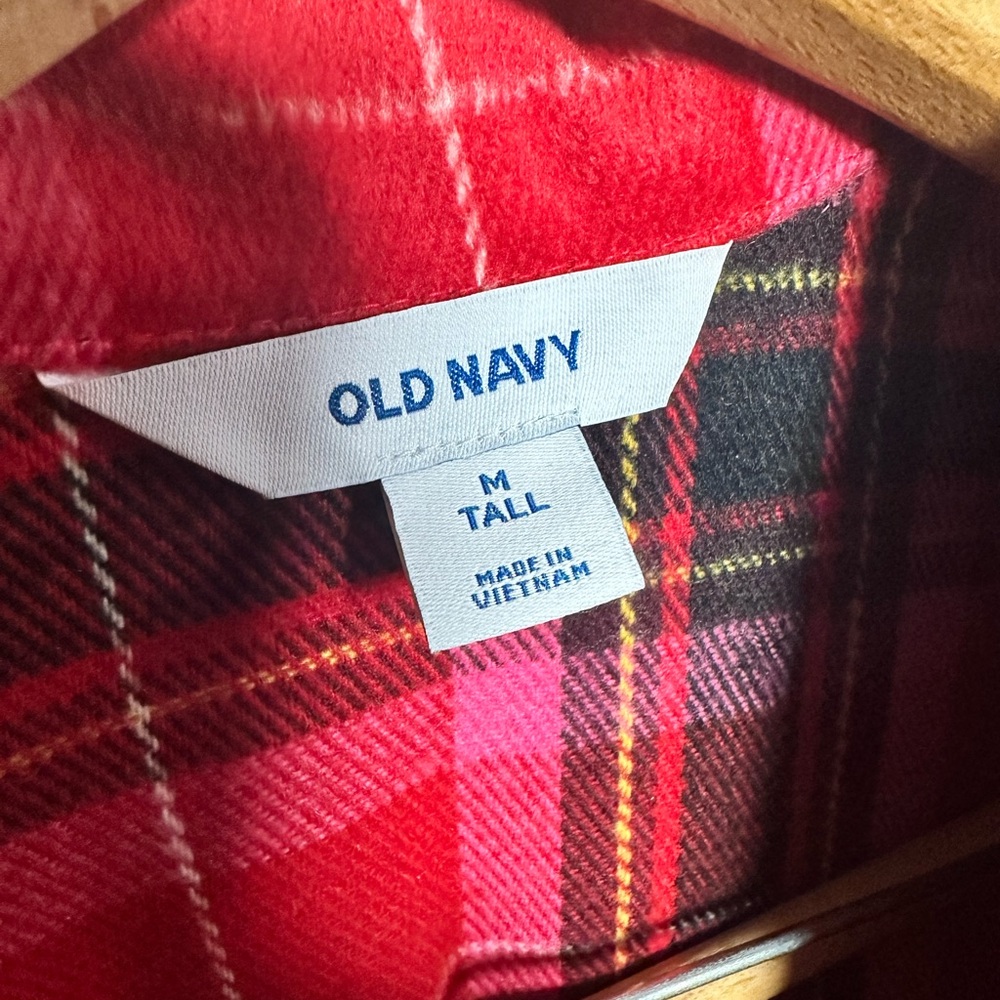 Old Navy Flannel Red Plaid Long Coat Buttoned M Tall - Picture 5 of 6